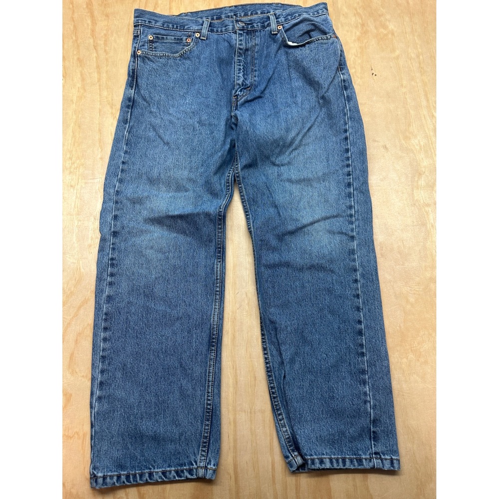 Levis 505 Regular Fit Jeans Mens 38x30 Medium Wash Blue Straight Leg Denim